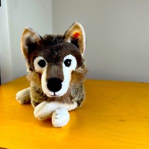 Steiff stuffed animal. Wolf. Like new condition.